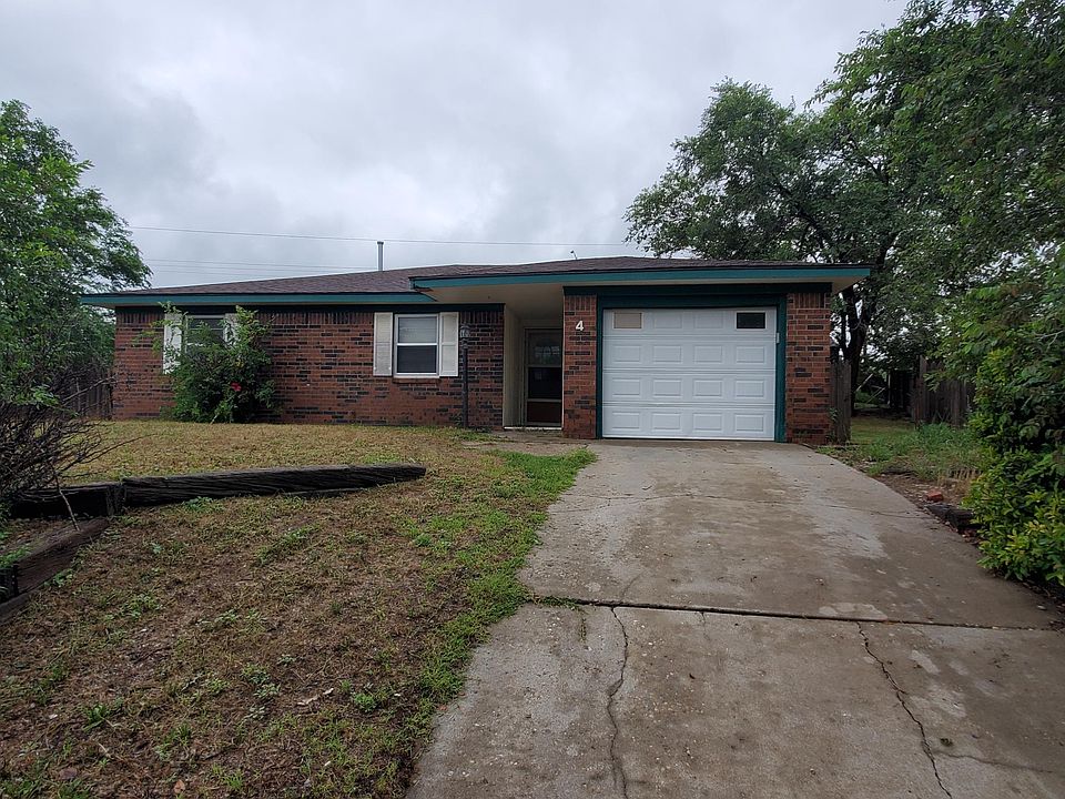 1st image of 4 Dogwood Cir