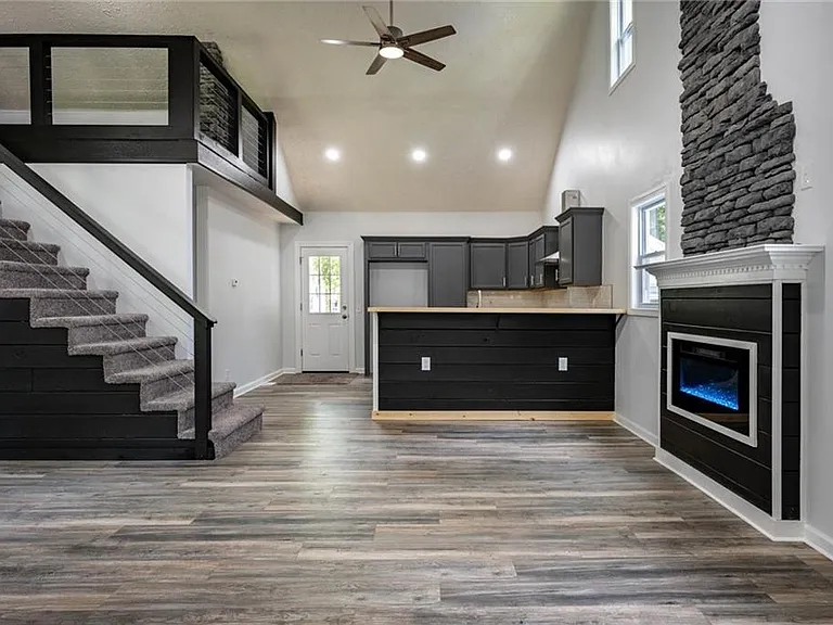 13 Benedict Dr — Photo 3