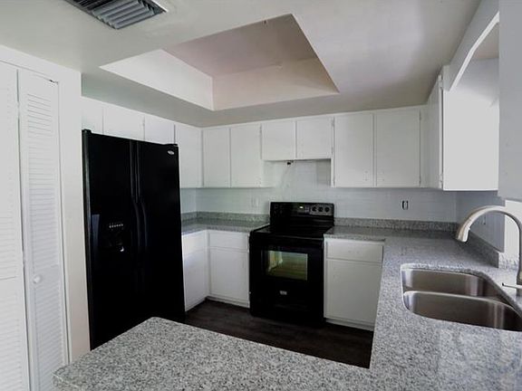 3rd image of 4307 Hamwood St