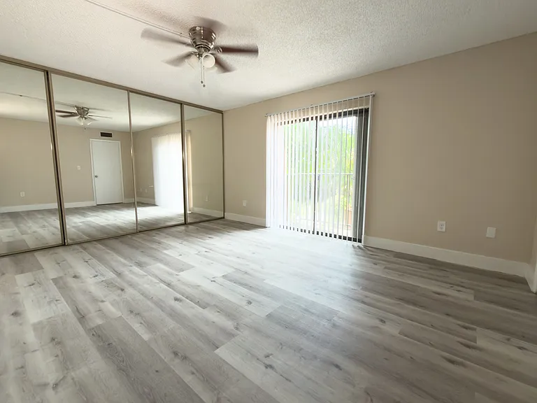 5222 Cedarbend Dr #4 — Photo 17