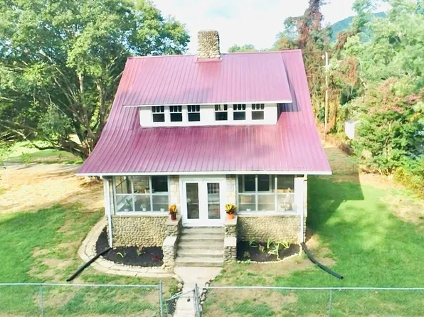 1102 Dillard Hill Rd, Lowesville, VA 22967