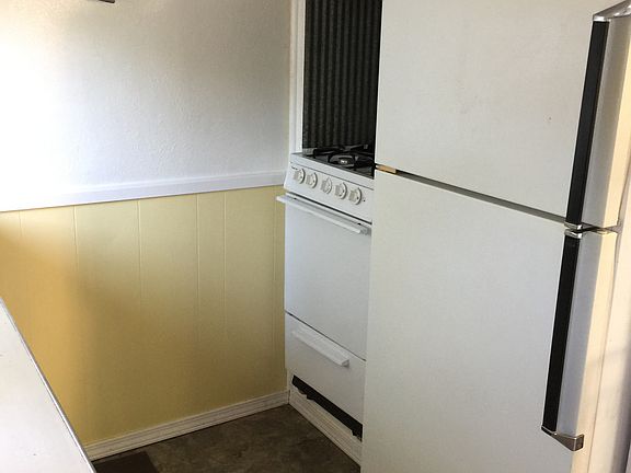 5th image of 830 S Leigh St