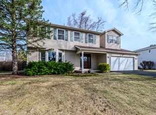 2413 Flambeau Dr, Naperville, IL 60564