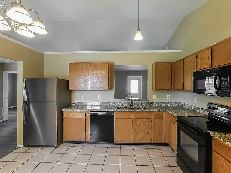 1418 Green Spring Way — Photo 7