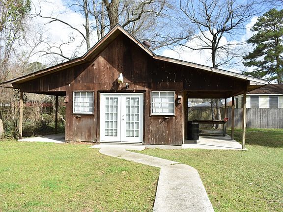 5th image of 1417 Camelia Ave