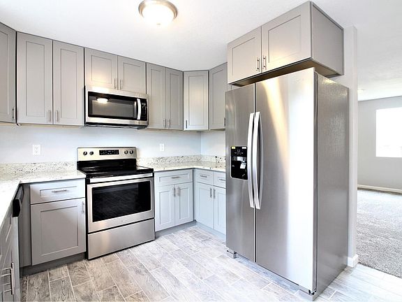 5th image of 11875 Cherry Dr