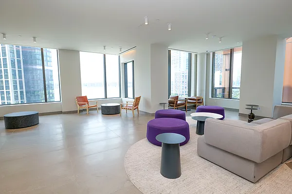 Rented by Arwell Realty | media 10