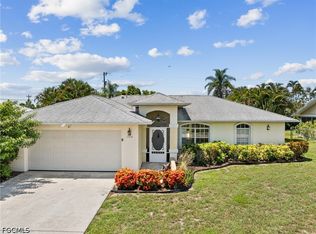 1514 NE 2nd St, Cape Coral, FL 33909