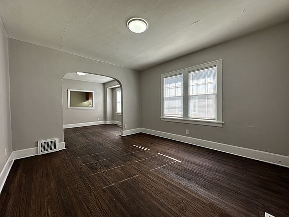 5th image of 2015 N Church St #2