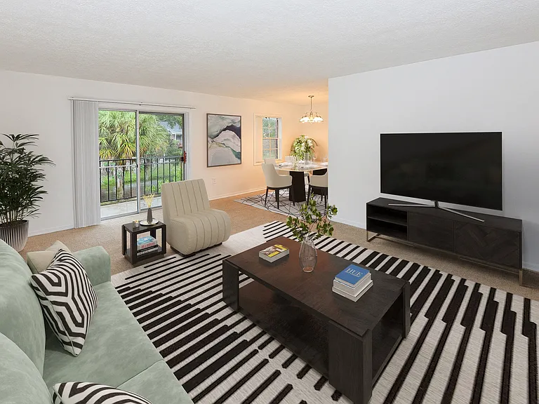 Reserve at Lake Pointe Apartments and Townhomes — Photo 4