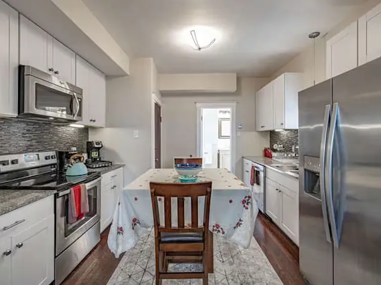 6136 Delmar Blvd #2 — Photo 6