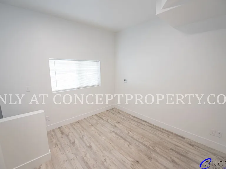 First Avenue Flats — Photo 92