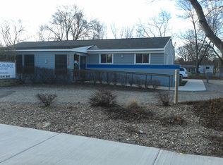 5635 Highland Rd, Waterford, MI 48327