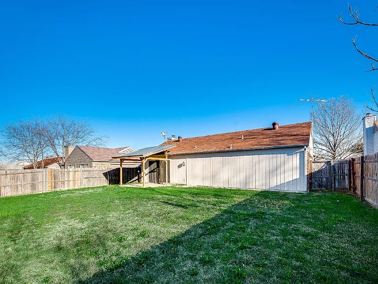 3728 Staghorn Cir S — Photo 17