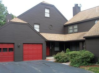 10 Stacey Cir, Windham, NH 03087