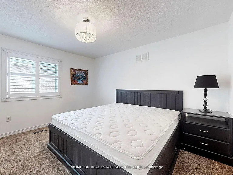18 Bridleford Ct — Photo 35