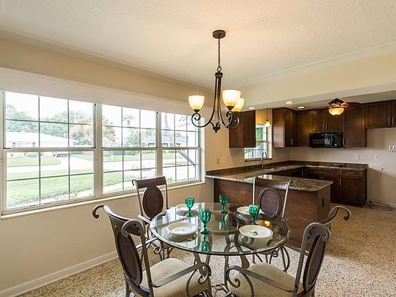 5th image of 2815 Satsuma Dr