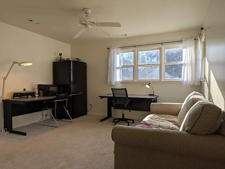 Office/second bedroom