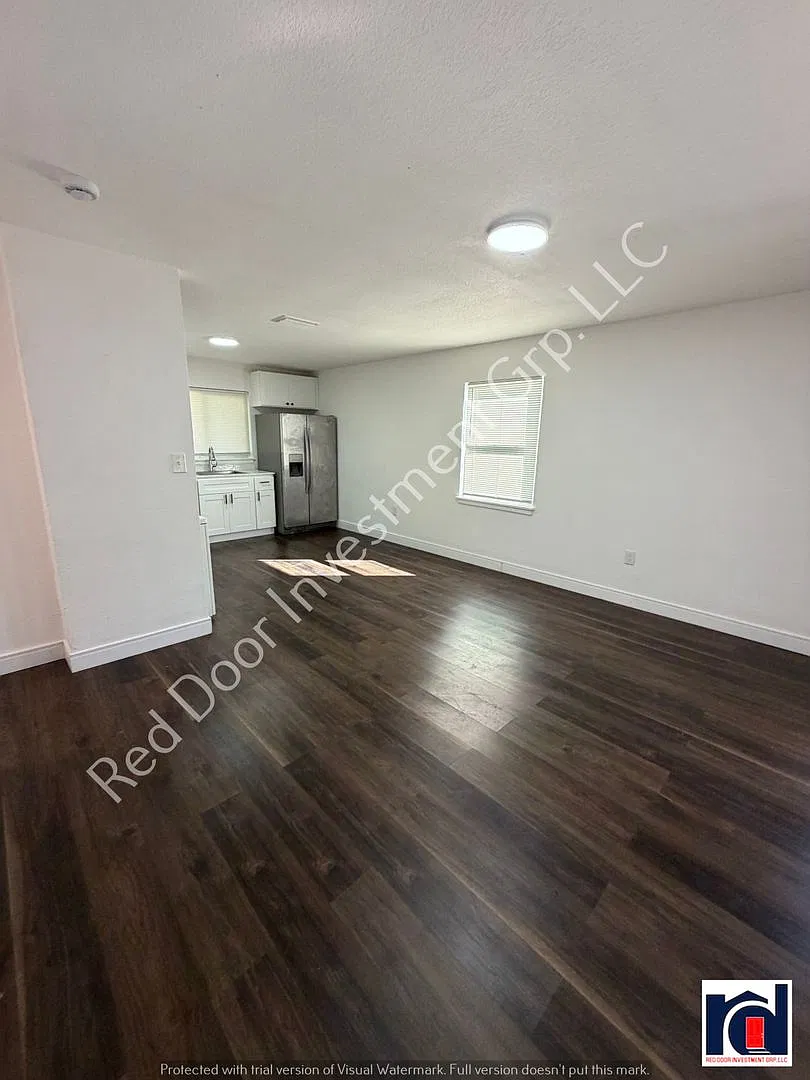 Mara Court — Photo 2