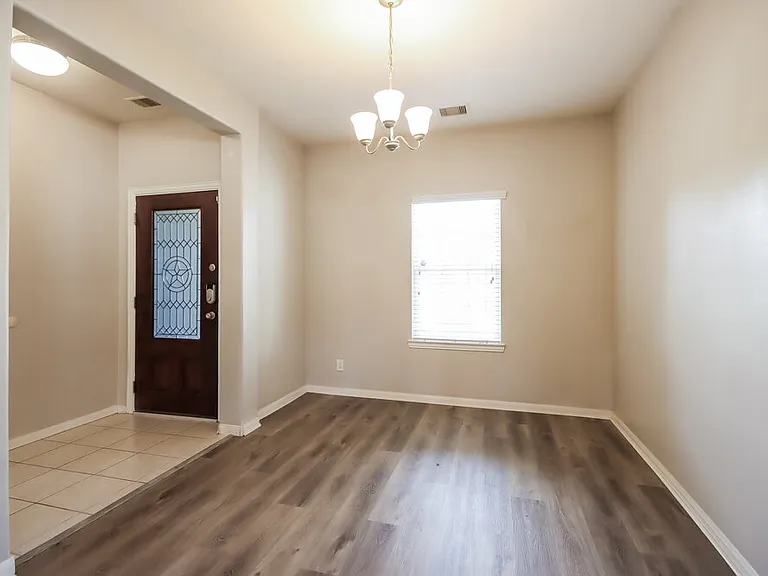 138 Pequin Rd — Photo 5