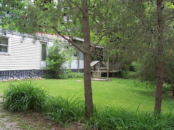 3rd image of 576 Mills Campsite Ln