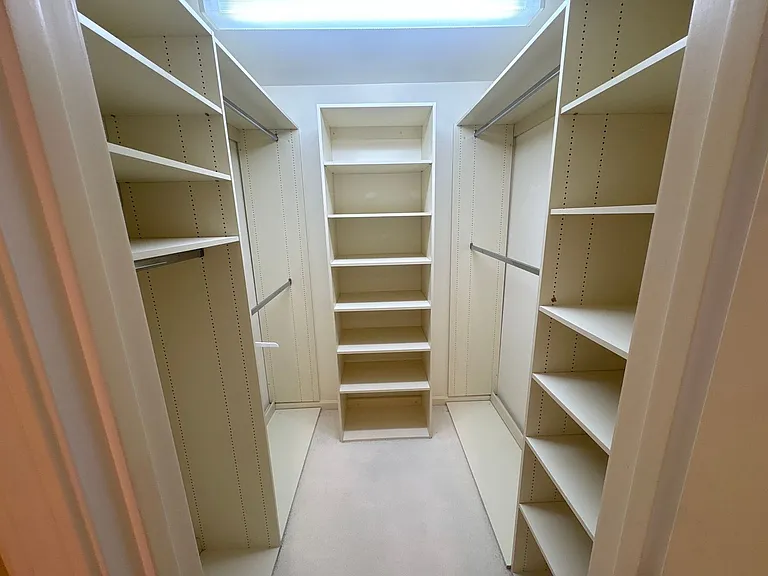 401 Browning Ln — Photo 19