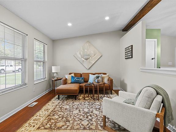 4th image of 10128 Jeremiah Ct