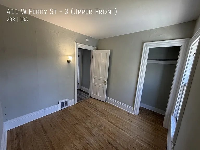 411 W Ferry St #3 — Photo 2