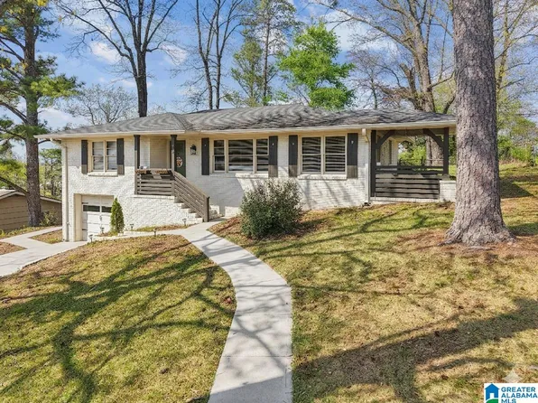 609 Barclay Ln, Birmingham, AL 35206