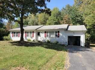161 Mudtown Rd, Wantage, NJ 07461
