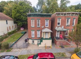 16 Bridge St, Newburgh, NY 12550