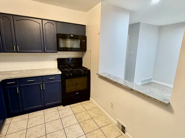 10837 Nandina Ln #B — Photo 7