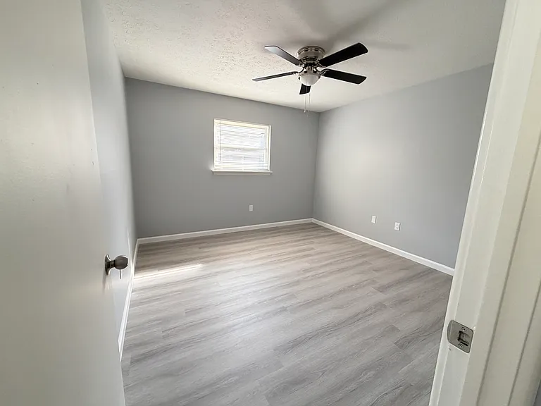 3333 Breckenridge Ln #3 — Photo 3