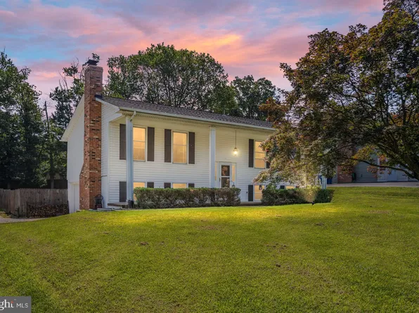 102 Shenandoah Ln, Stafford, VA 22554