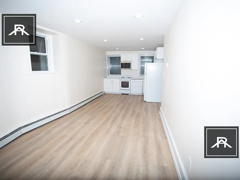 389 Harvard St #2 — Photo 9
