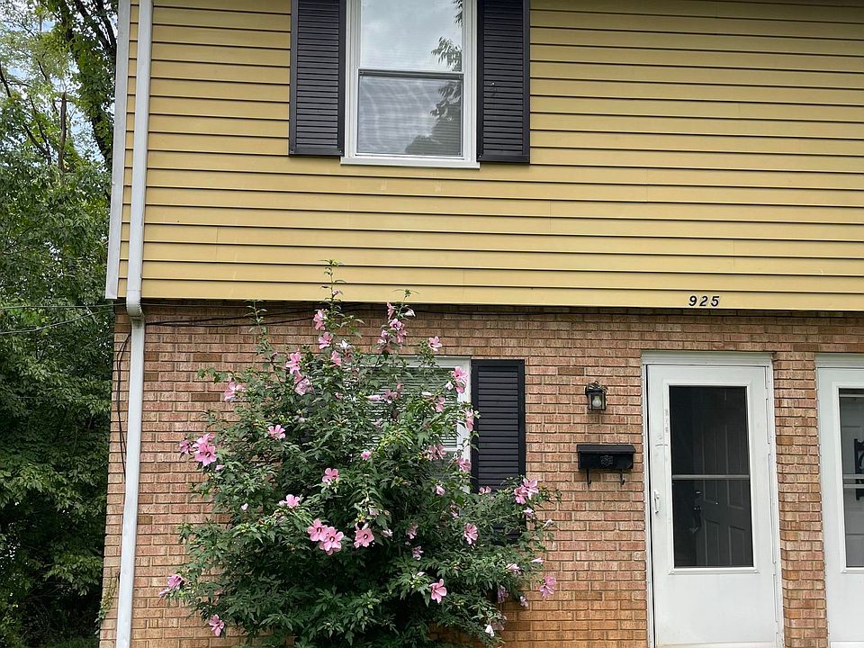 1st image of 925 Cottage Ave