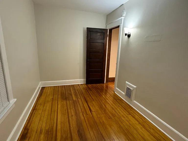 9 Minden Ave #2 — Photo 12