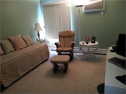 2nd image of 156 Country Club Ln