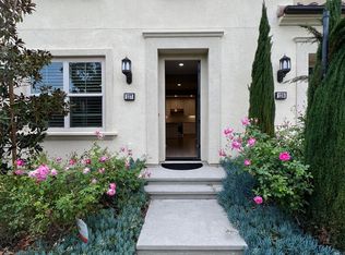 127 Desert Lotus, Irvine, CA 92618