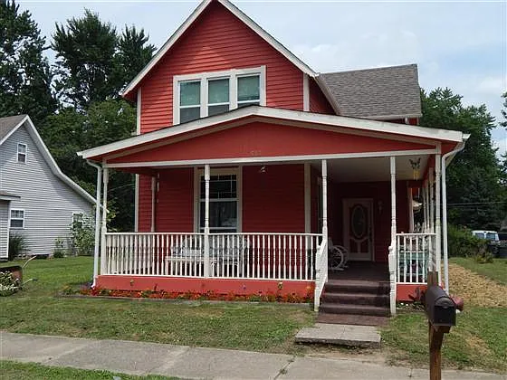 613 N Spring St photo 1
