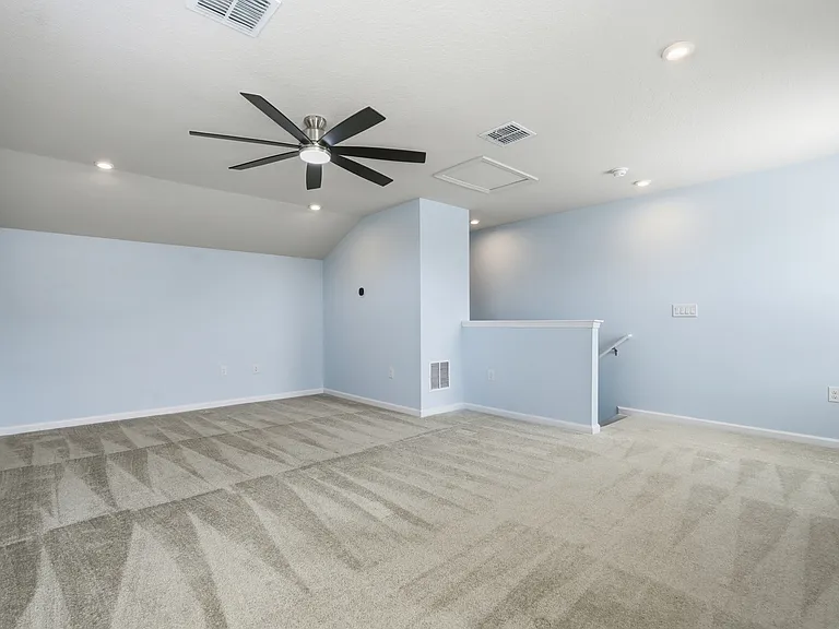 1210 Whispering Ln — Photo 40