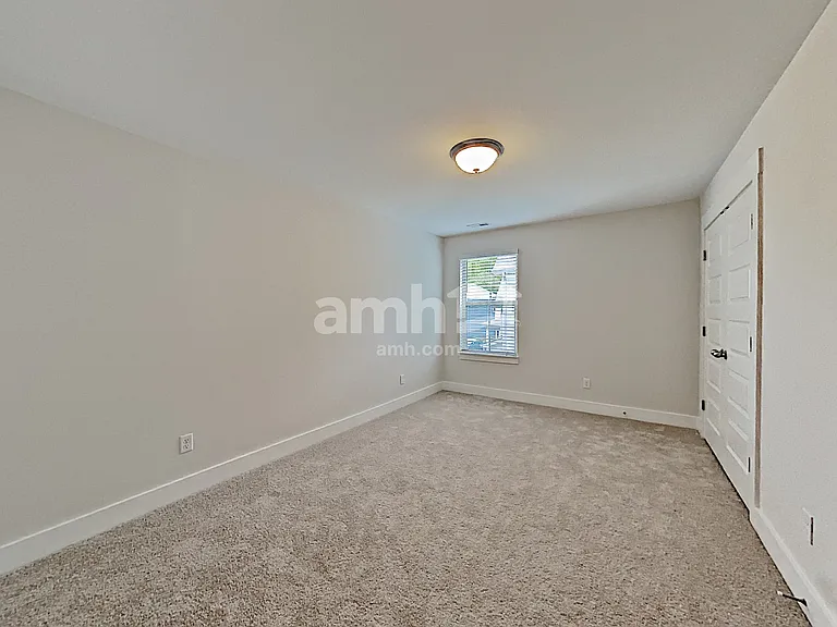 326 Charity Ln — Photo 15
