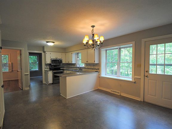 2nd image of 1121 Running Cedar Way Lot 8