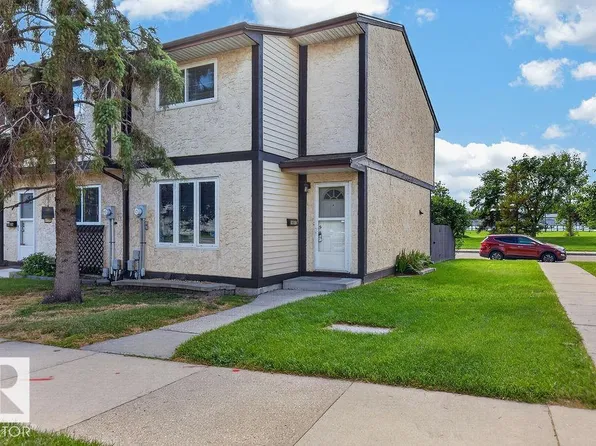 18072 93rd Ave NW, Edmonton, AB T5T 1Y1