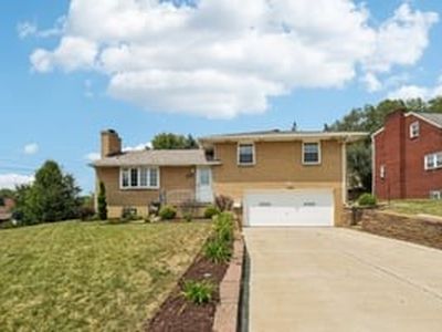 455 Holdsworth Dr, Pittsburgh, PA, 15236