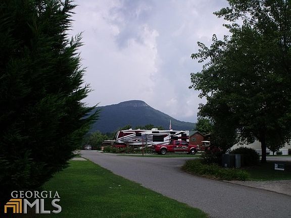 3rd image of 125 Stag Leap Dr
