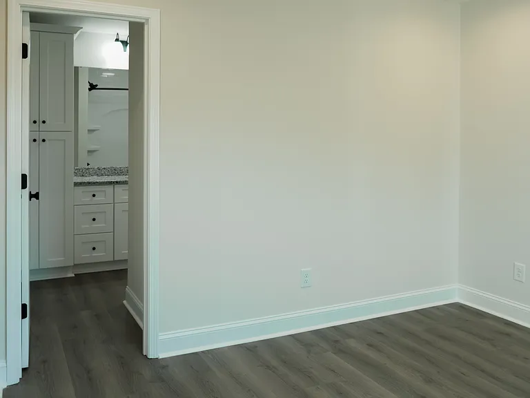 411 N Mountain St — Photo 9