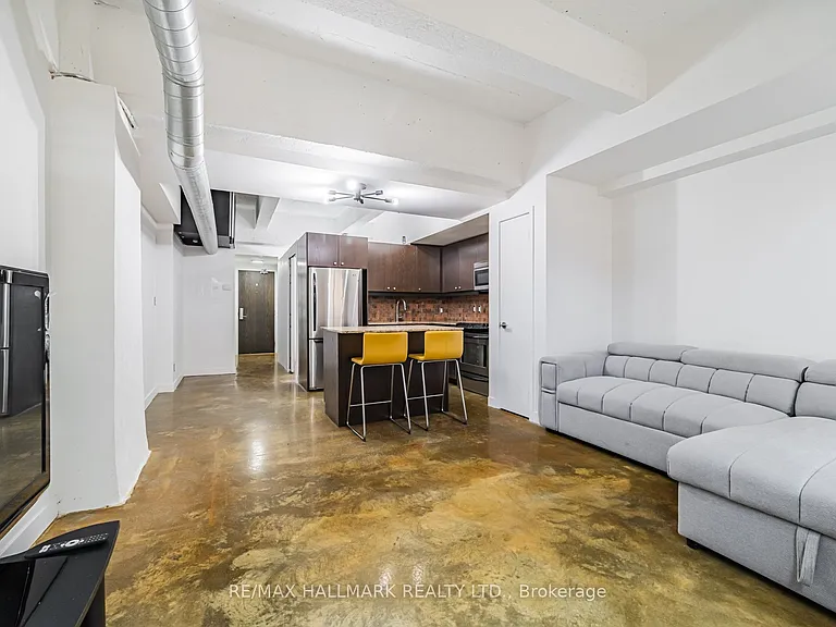 201 Carlaw Ave #L06 — Photo 12