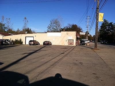 2nd image of 32094 Detroit Rd