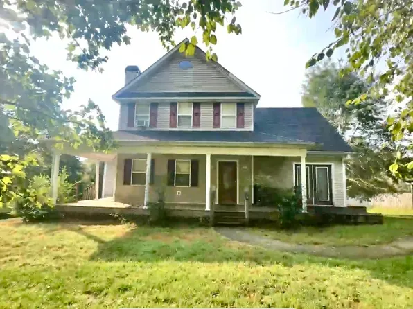 56 W Ridgeway Rd, Maysville, GA 30558